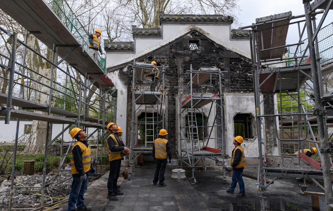 施工现场1.jpg 施工现场1.jpg