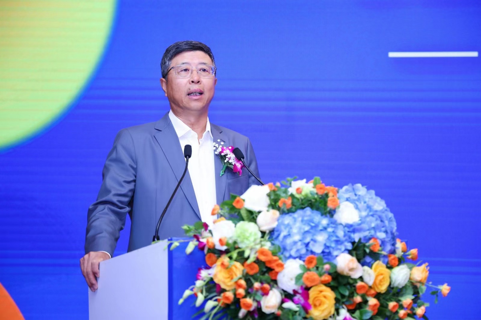 深圳市建筑装饰产业联合会会长、深圳市装饰行业协会执行会长、深圳市元弘建筑装饰创意和产业技术研究院院长高刚致辞.jpg